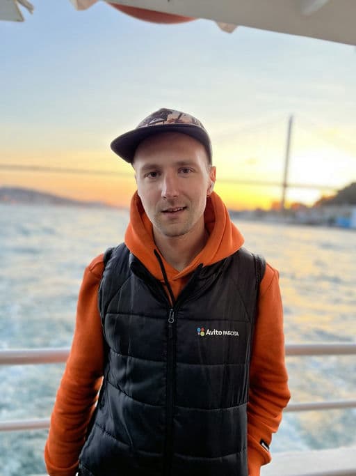 Александр Шарманов