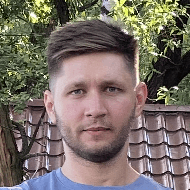 Ярослав Иванов