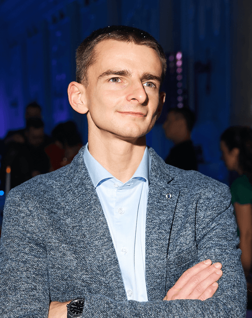 Никита Белов