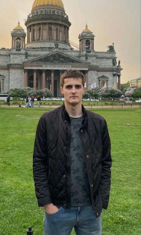 Виктор Тарасов
