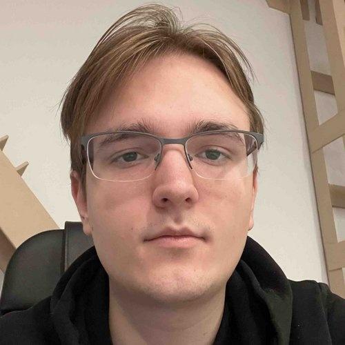 Владислав Вдовин